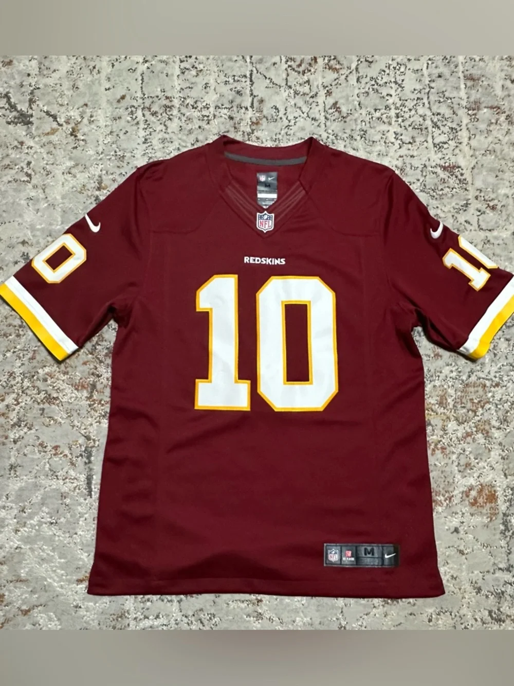 NIKE Washington commanders NFL Onfield Jersey GRIFFIN III #10 size Medium